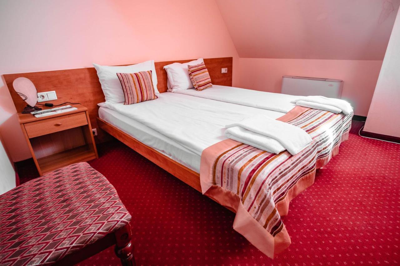 Hotel Alegro 3*